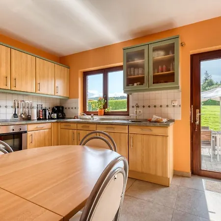 A La Violette Trois-Ponts